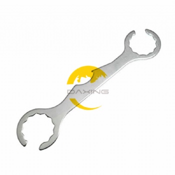 Spanner/wrench for beer tap and tower